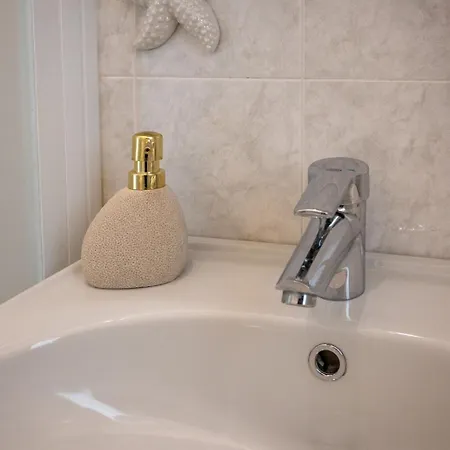 Apartament Da Zio Piero By Portofinovacanze Rapallo