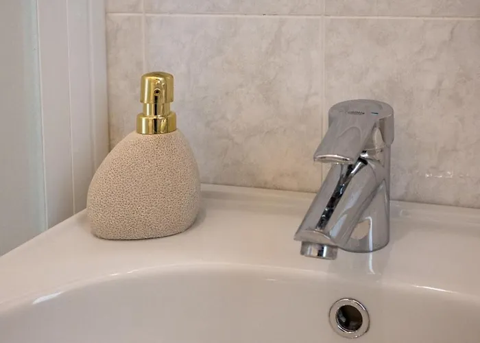 Apartamento Da Zio Piero By Portofinovacanze Rapallo